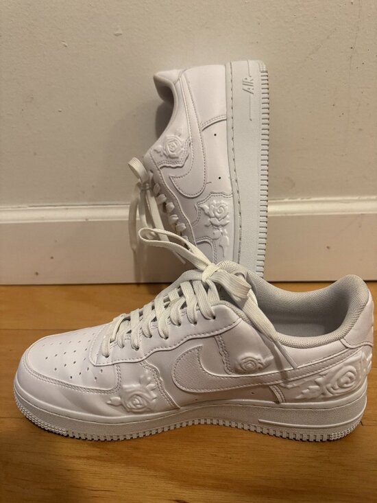 Nike Shoes - Nike Air Force 1 '07 Embossed White Roses Size 10 (Womens)